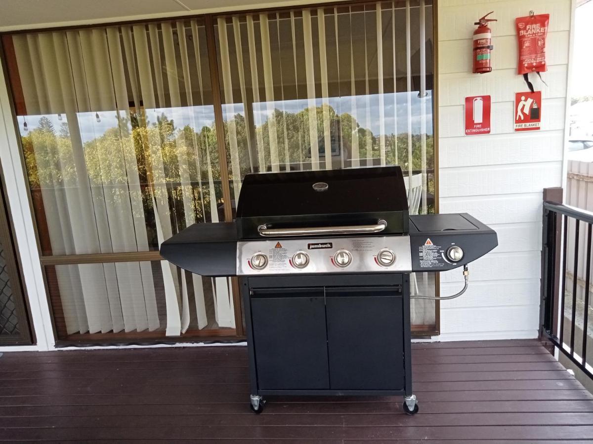Boyle'S Beach House - Fully Furnished 3 Bedroom Home. Secure Parking. Nambucca Heads Luaran gambar